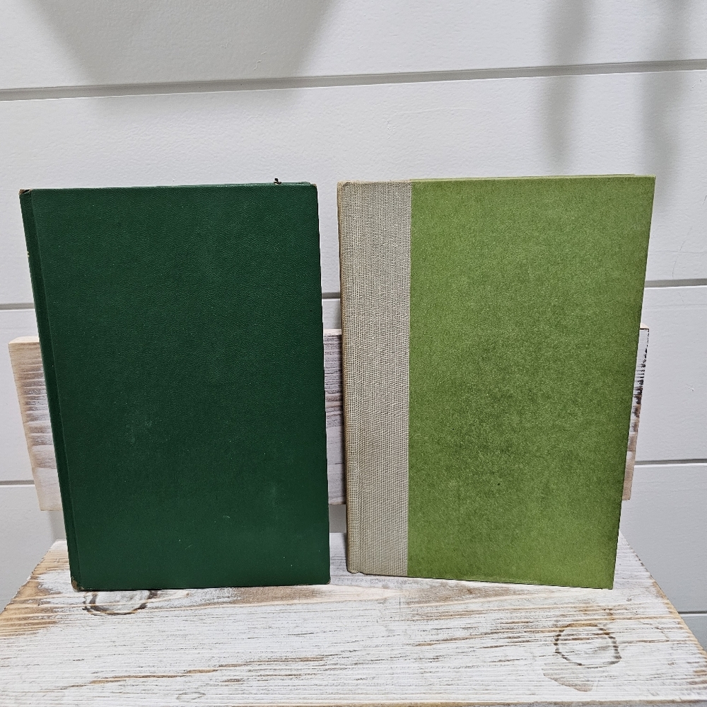 Vintage Pretty Book Set - Picture 5 of 7